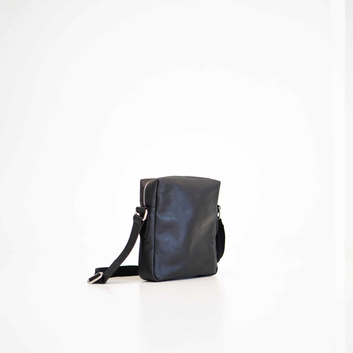 Leather Crossbody Shoulder Bag, Black – TrucuTu