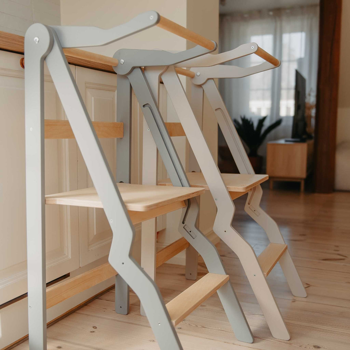 Foldable Kitchen Helper Tower – view 11