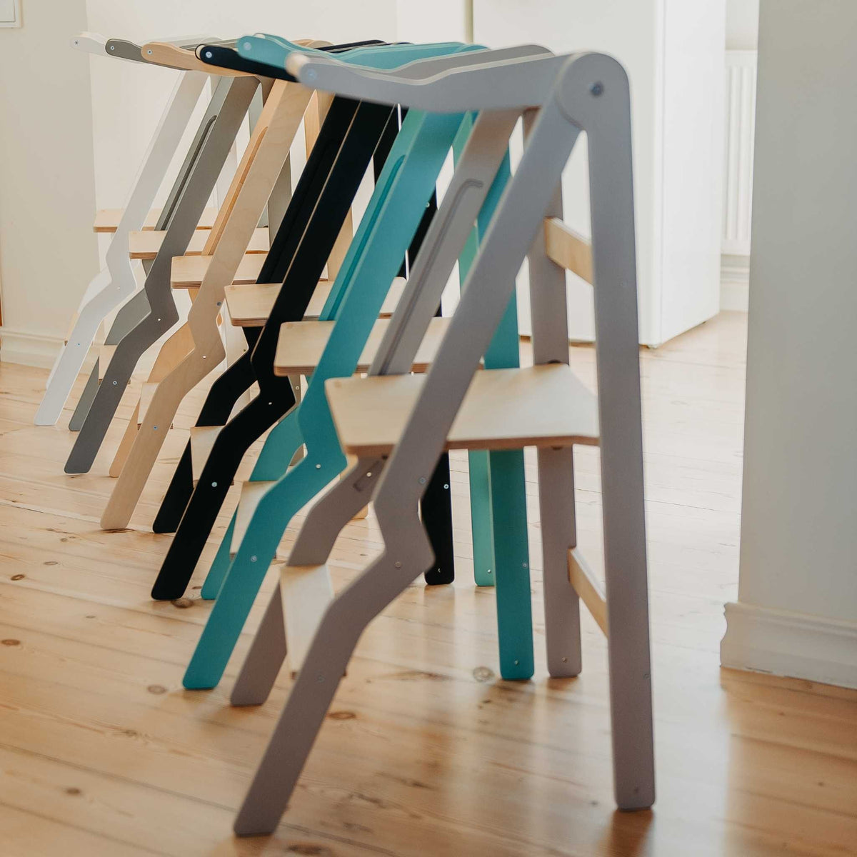 Foldable Kitchen Helper Tower – view 13