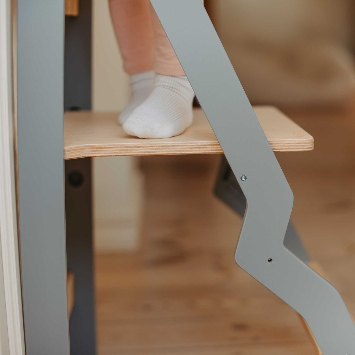 Foldable Kitchen Helper Tower – view 10